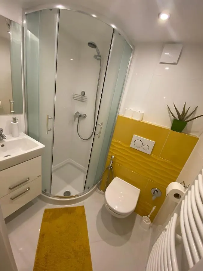 Homelike Prague Apartment